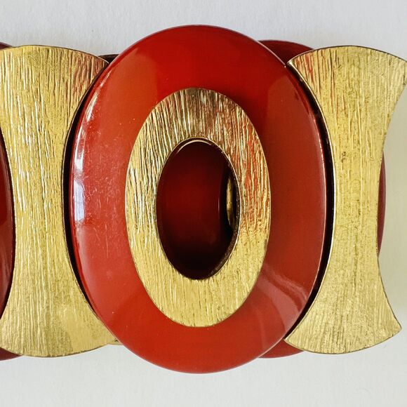 70s Vintage Red Resin / Goldtone Metal Stretch Statement Bracelet Modernist - Picture 4 of 11